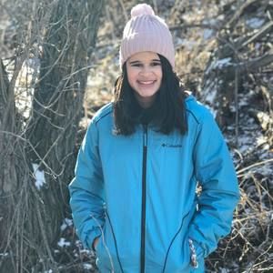 Meet your Posher, Danae